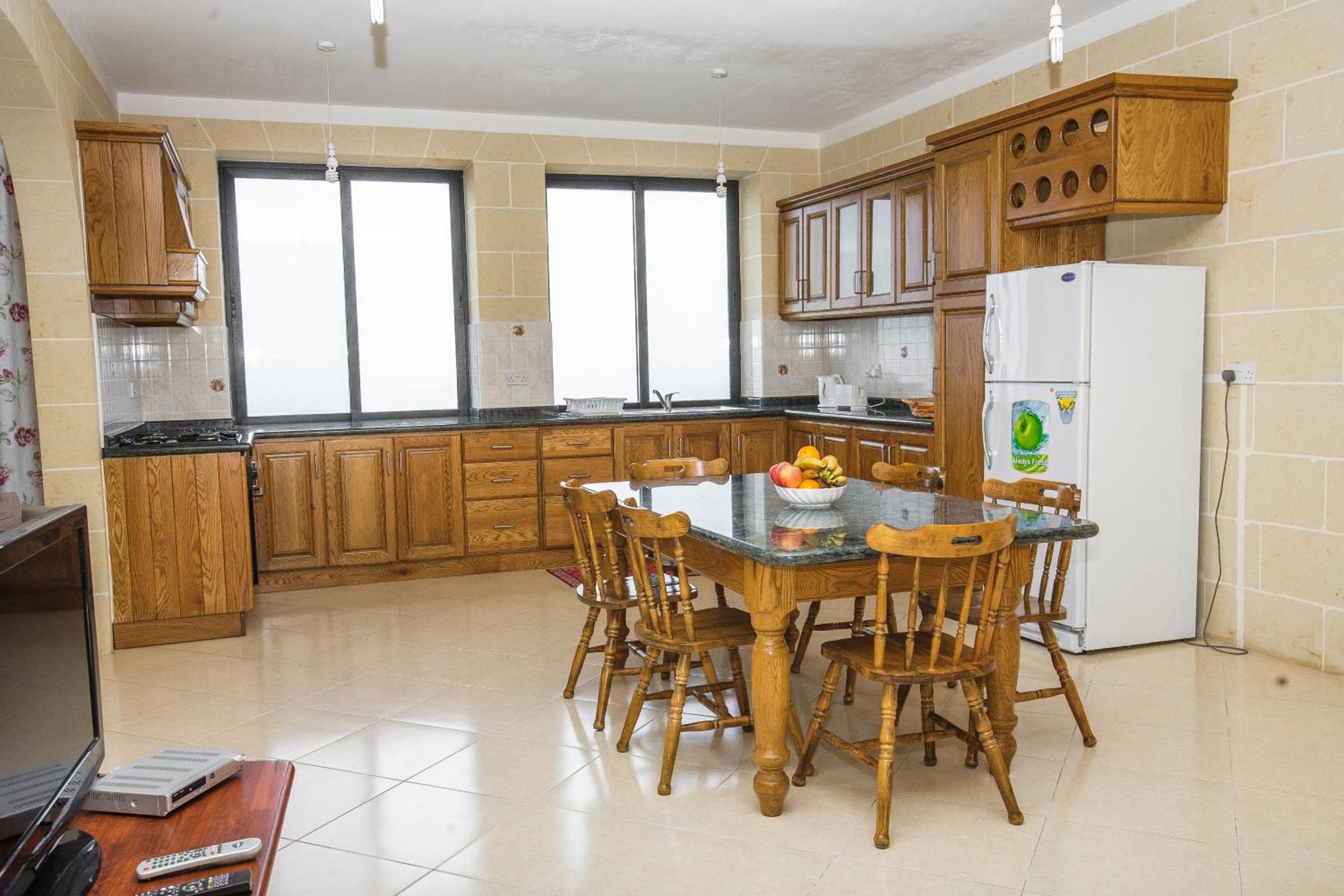 Ferienwohnung Hili Complex Zebbug  Zimmer foto